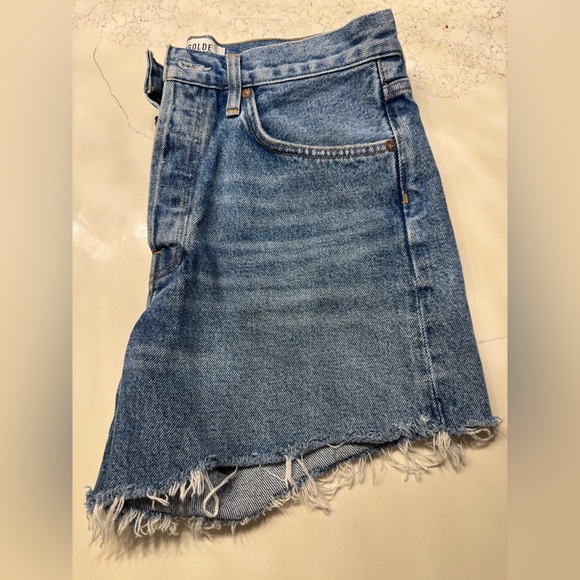 Gently used. Great condition. Size: 27100% Cotton